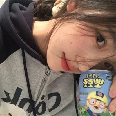 有些女孩这样做
